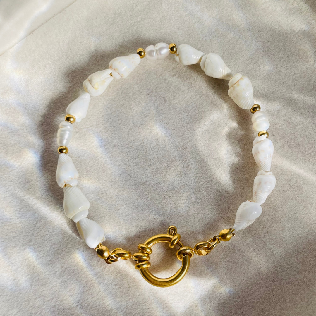 Charm Armband "Alamea Gold" mit echten Muscheln