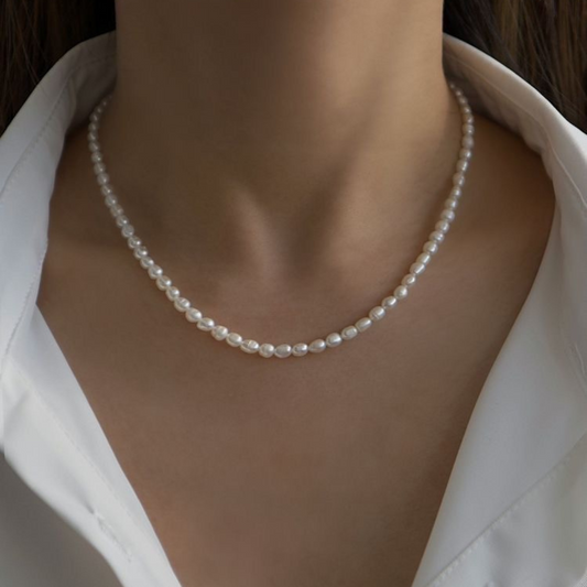 Perlenkette "Pearlin" mit Süßwasserperlen