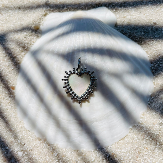 Edelstahl Charm "Malahini Silber" mit Perlmutt