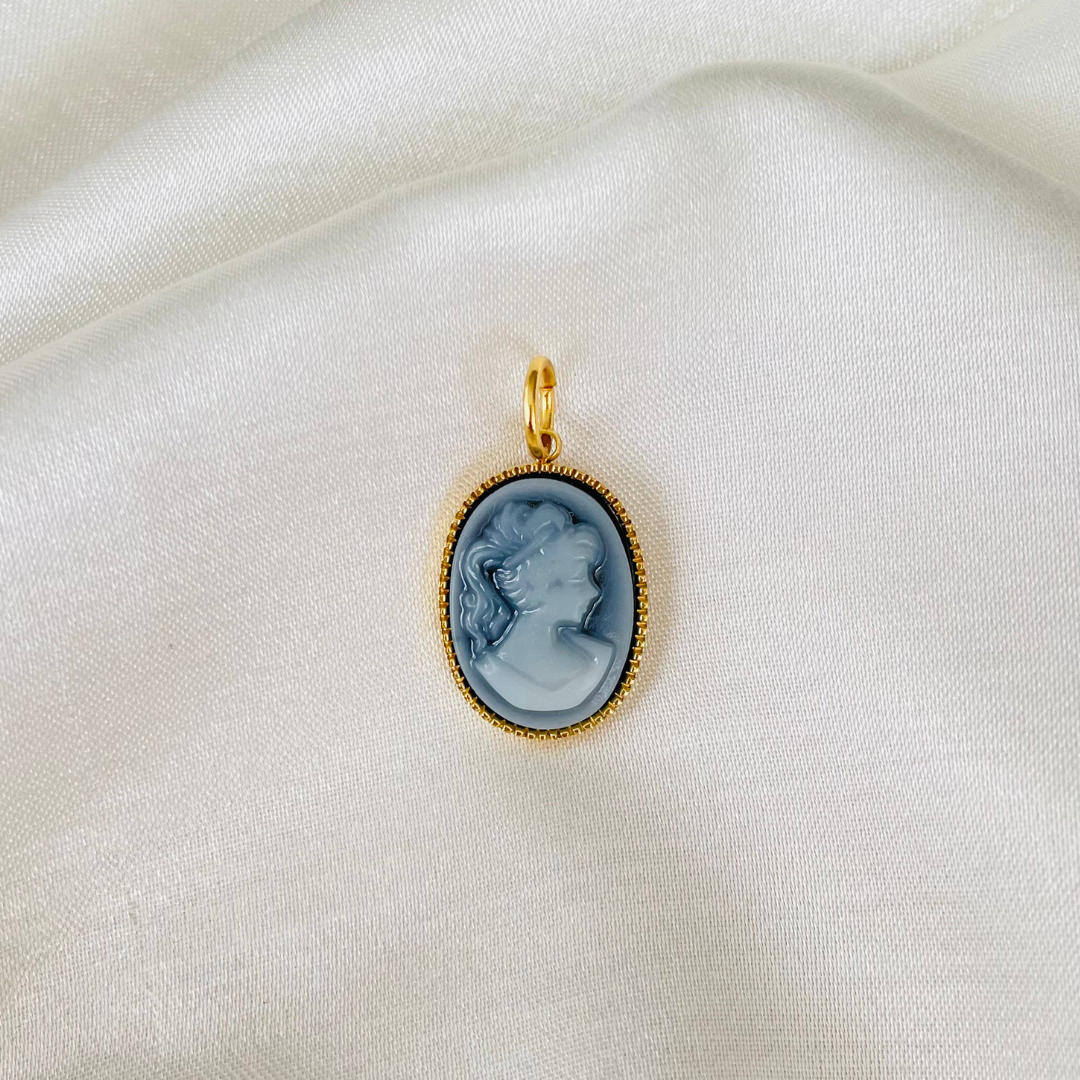 Edelstahl Charm "Osiris Gold" aus Kamee