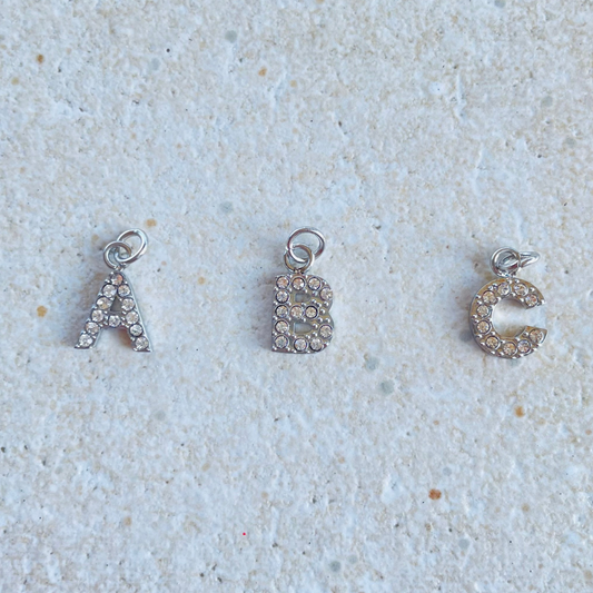 Edelstahl Charm "Letter Silber" mit Zirkonia Steinen